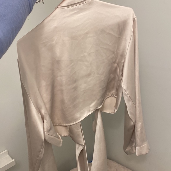 Dynamite Tie Top + extra top ( SET) - Picture 5 of 7